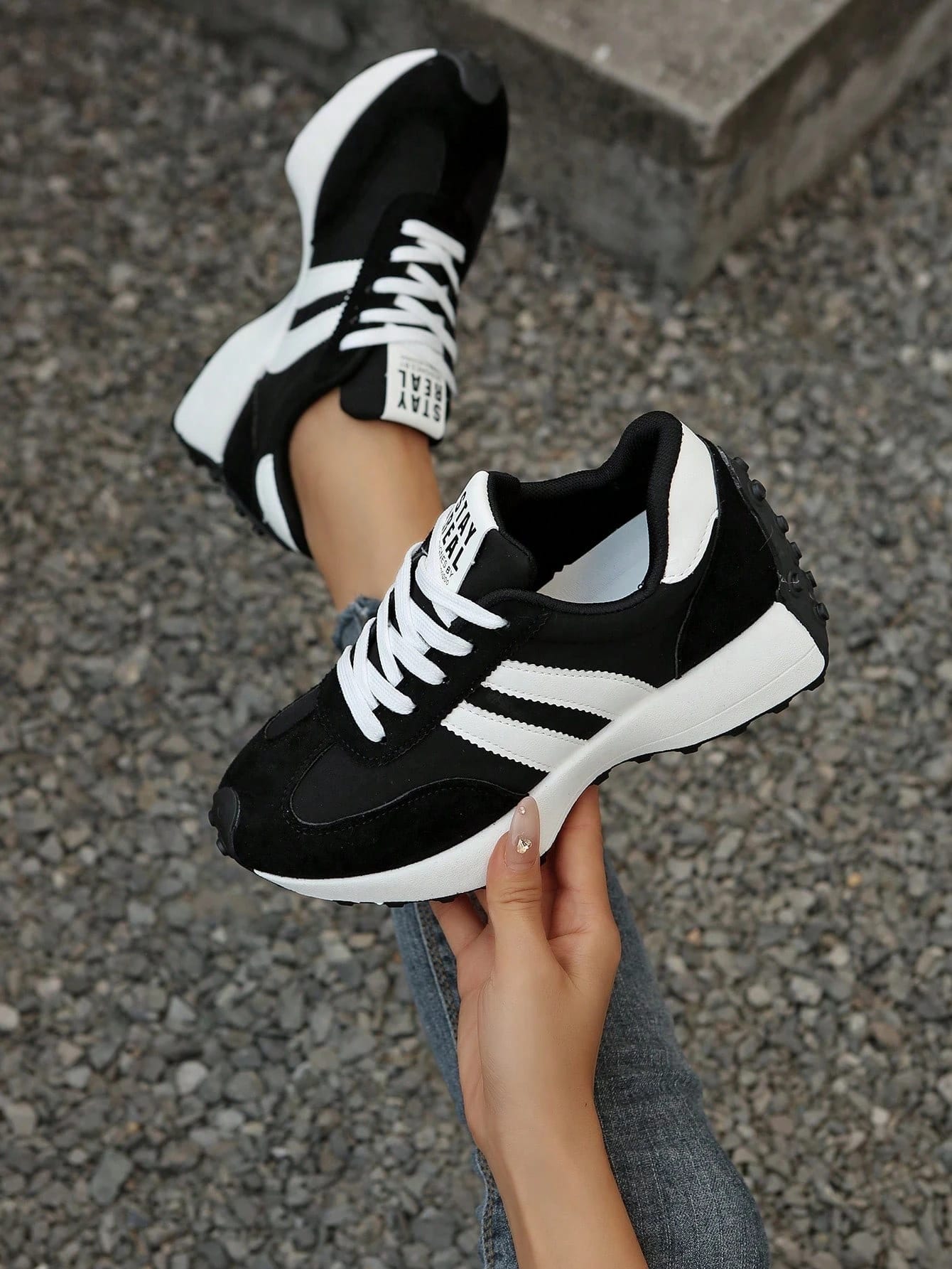 Nouvelles baskets blanches pour femmes, printemps et automne. Chaussures de sport