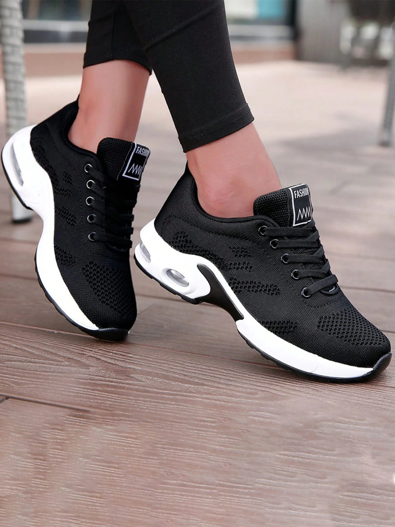 2025 Baskets de sport automne pour femmes, chaussures de course à lacets avec patch — vue 2