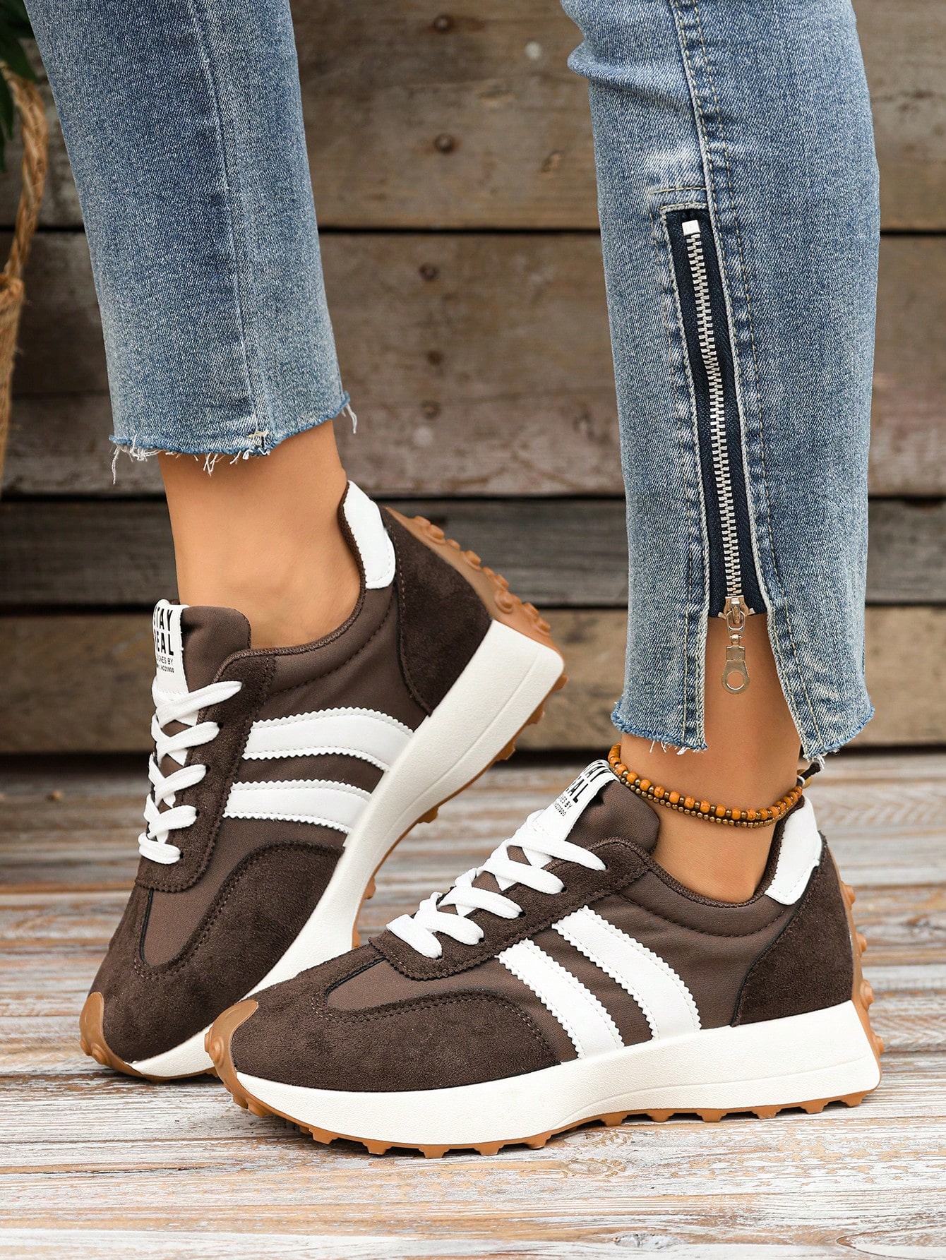 Nouvelles baskets blanches pour femmes, printemps et automne. Chaussures de sport — vue 10