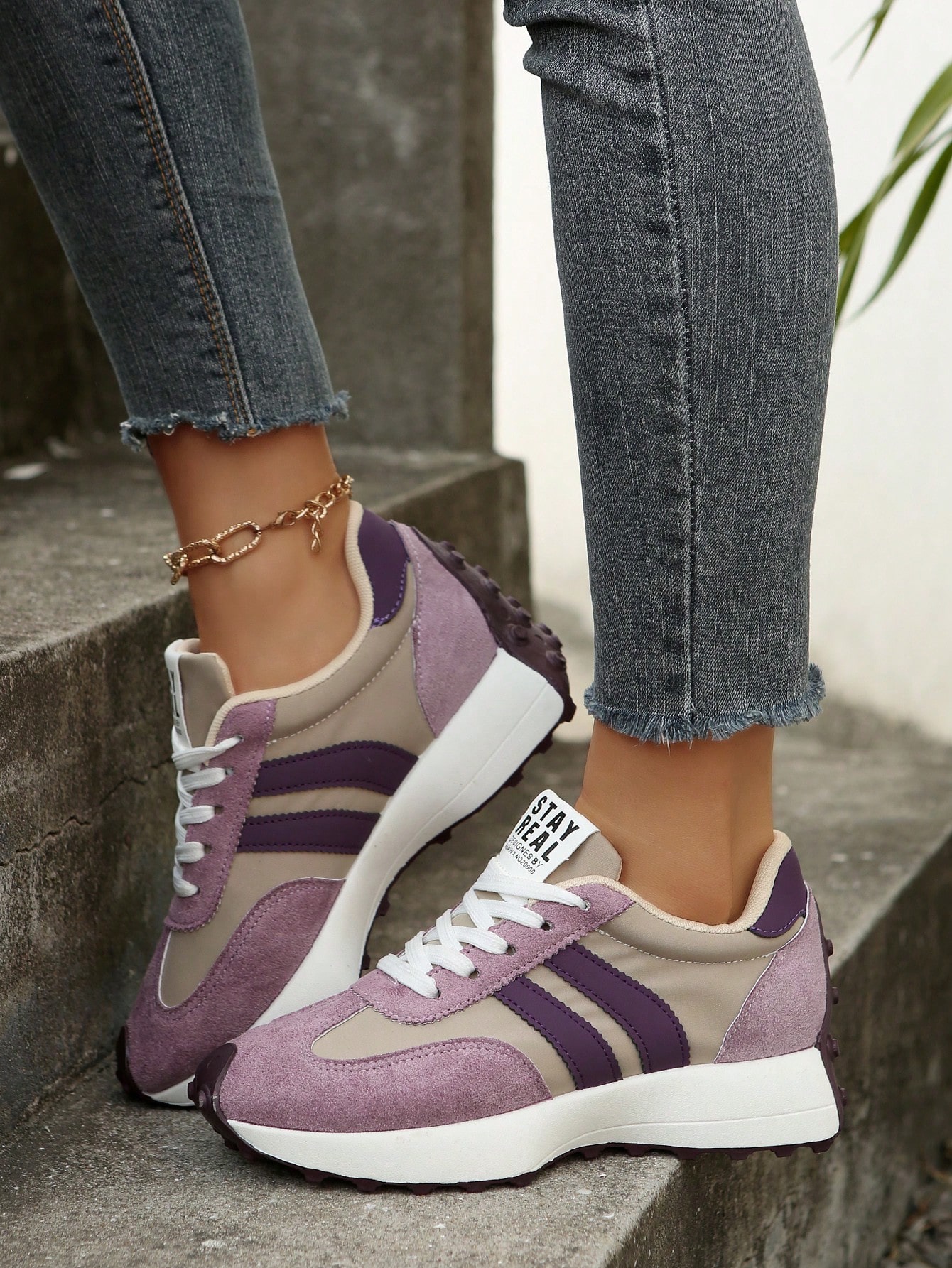Nouvelles baskets blanches pour femmes, printemps et automne. Chaussures de sport — vue 9