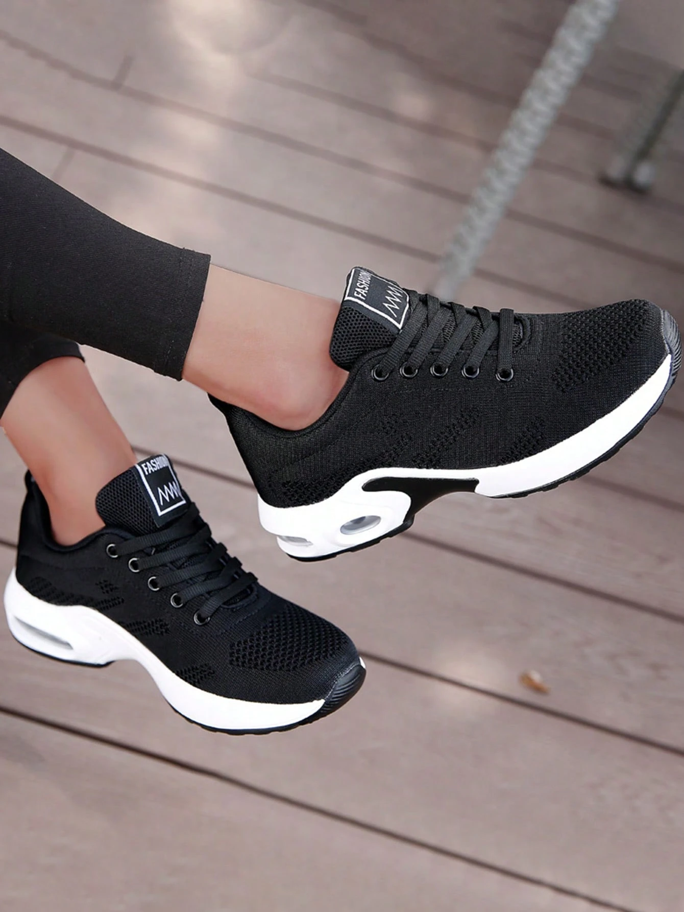 2025 Baskets de sport automne pour femmes, chaussures de course à lacets avec patch — vue 3