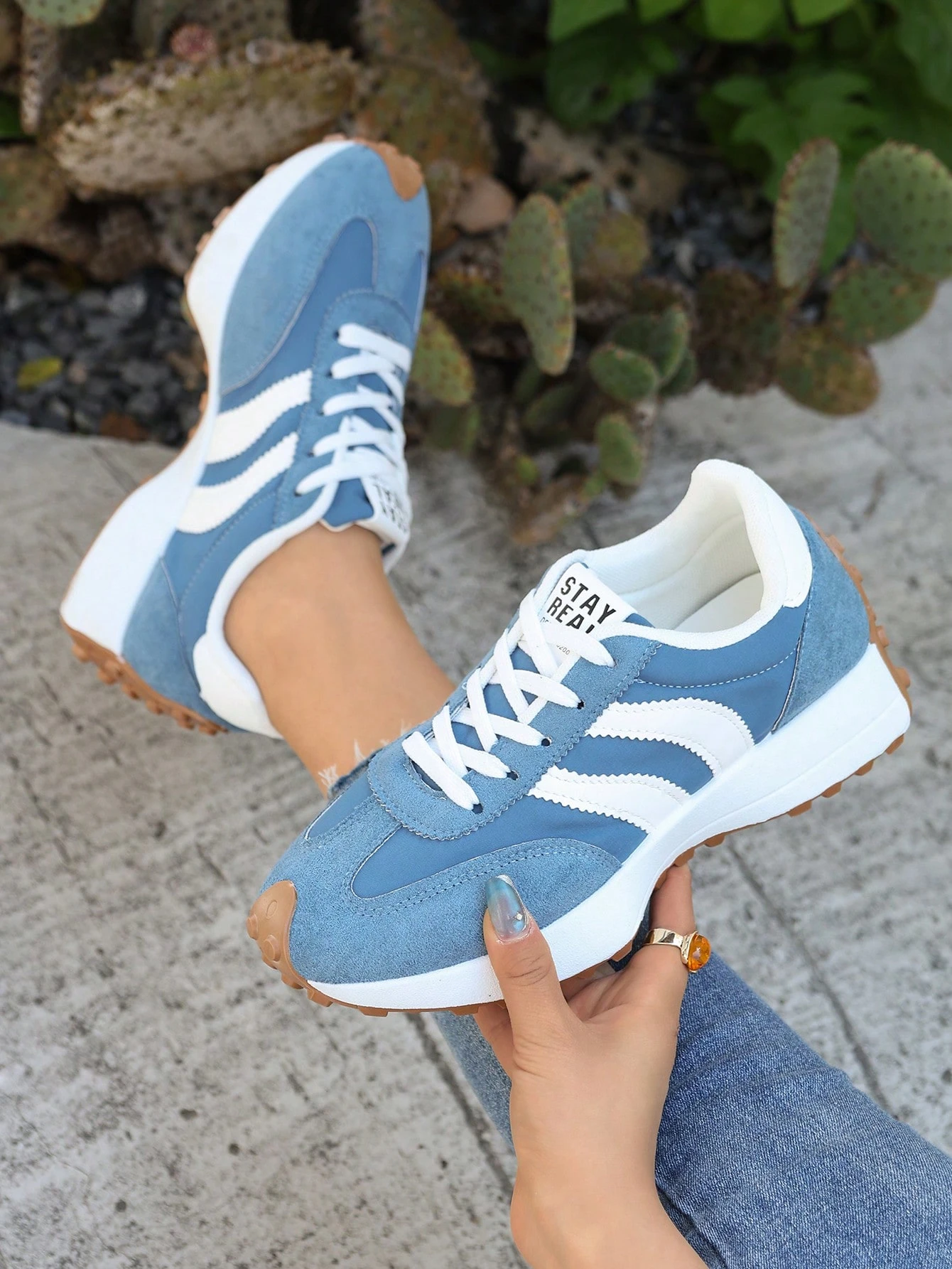 Chaussures de sport décontractées pour femmes PU, bout rond, lacets, patchwork bicolore,