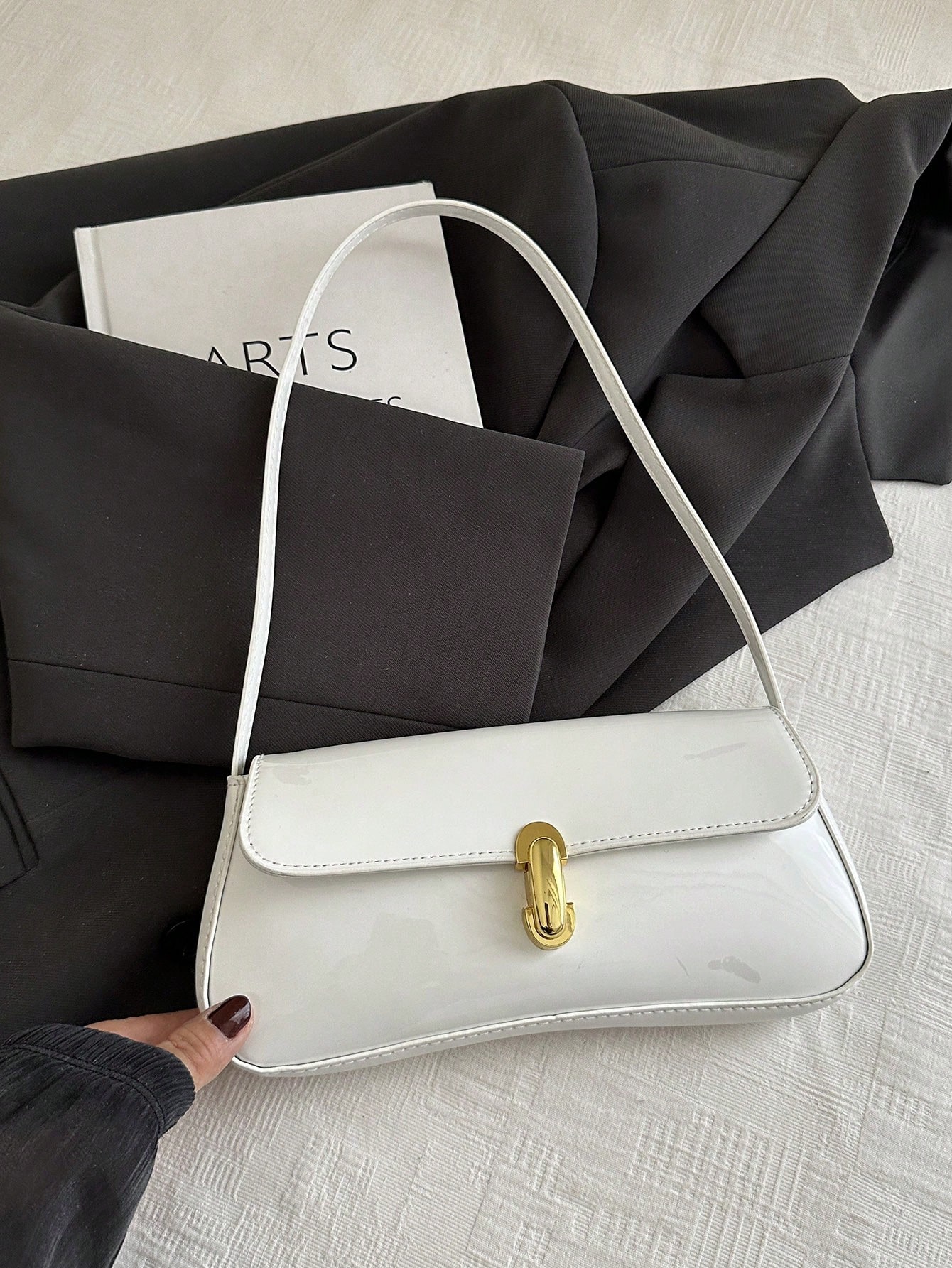 Sac à bandoulière rétro pour femmes, avec rabat sous le bras. Convient pour les — vue 5