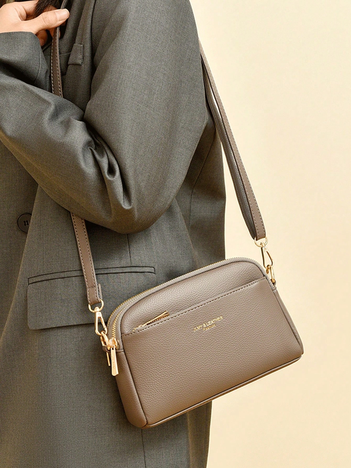Sac à bandoulière vintage à la mode en tissu PU imperméable de couleur unie, design avec — vue 5