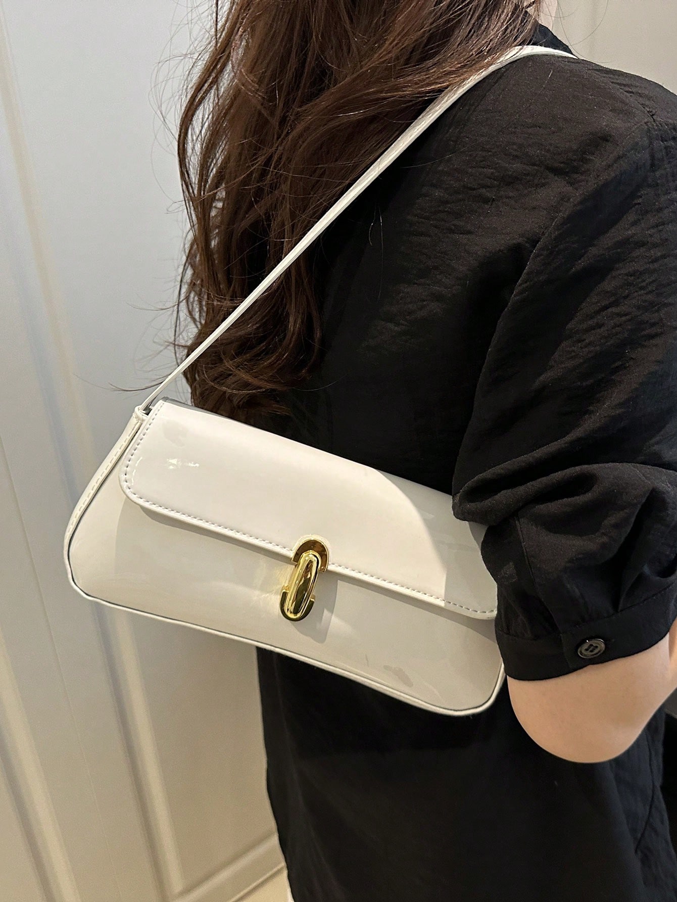 Sac à bandoulière rétro pour femmes, avec rabat sous le bras. Convient pour les — vue 11