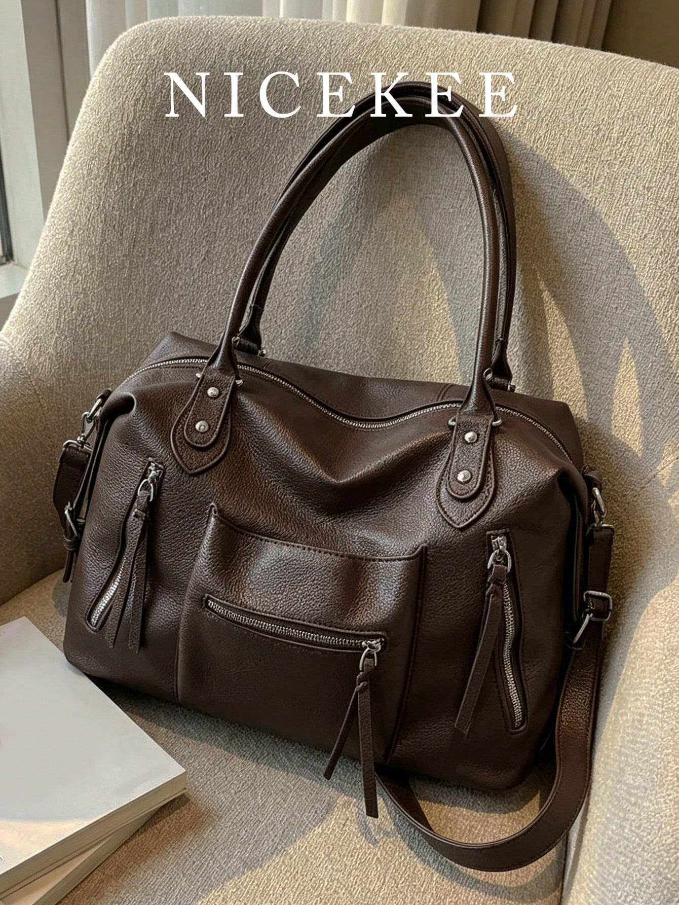 Sac bandoulière grande capacité en similicuir premium, sac fourre-tout vintage — vue 2