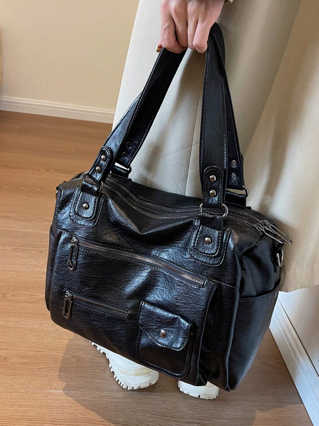 Sac bandoulière grande capacité en similicuir premium, sac fourre-tout vintage — vue 7