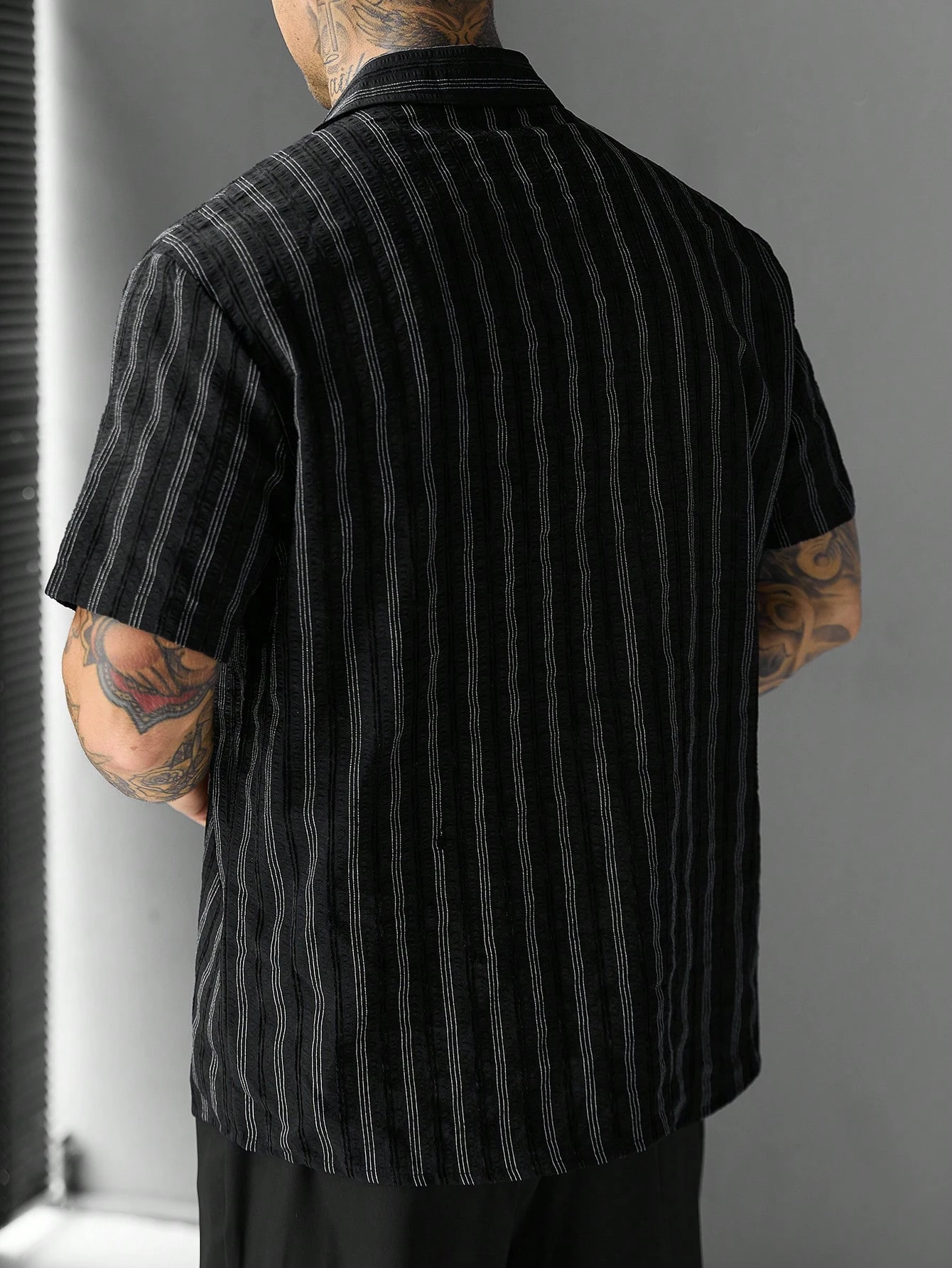 VENTUSAIL Chemise d'été décontractée à manches courtes, coupe slim, rayée, avec boutons — vue 11