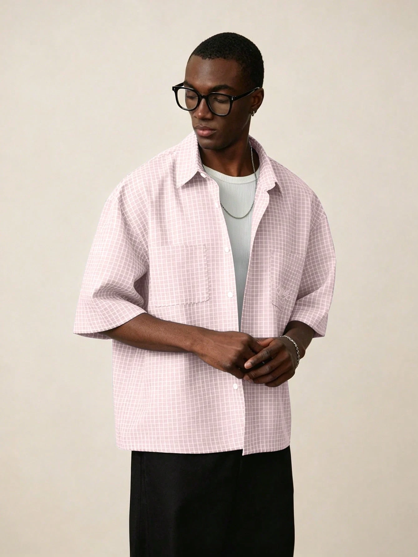 STYNVO Chemise à manches courtes à simple boutonnage avec imprimé à carreaux & lettres — vue 5