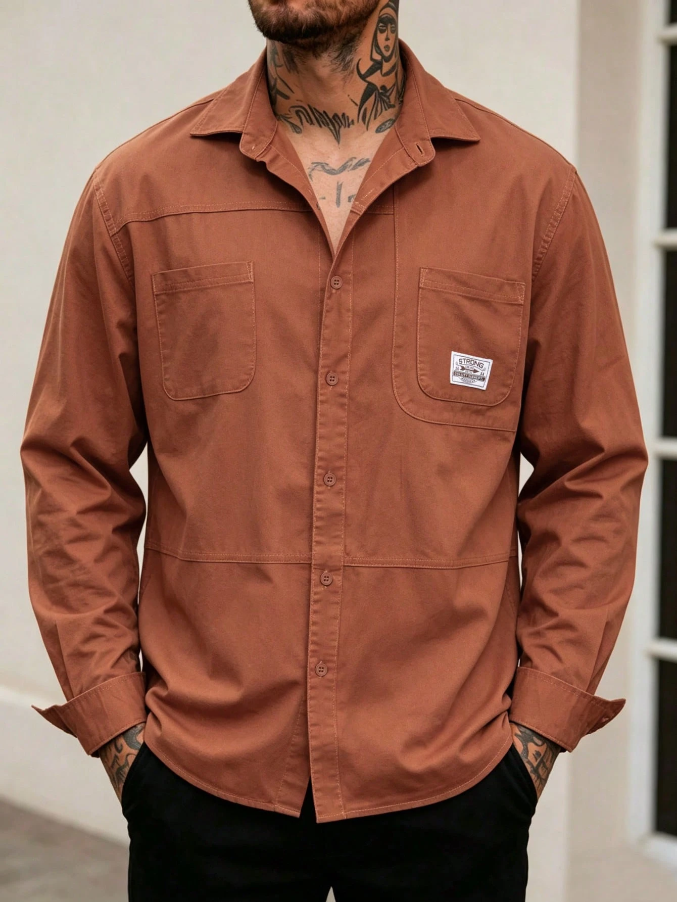 Chemise décontractée à boutons de couleur unie pour hommes, style cargo rétro à poches — vue 9