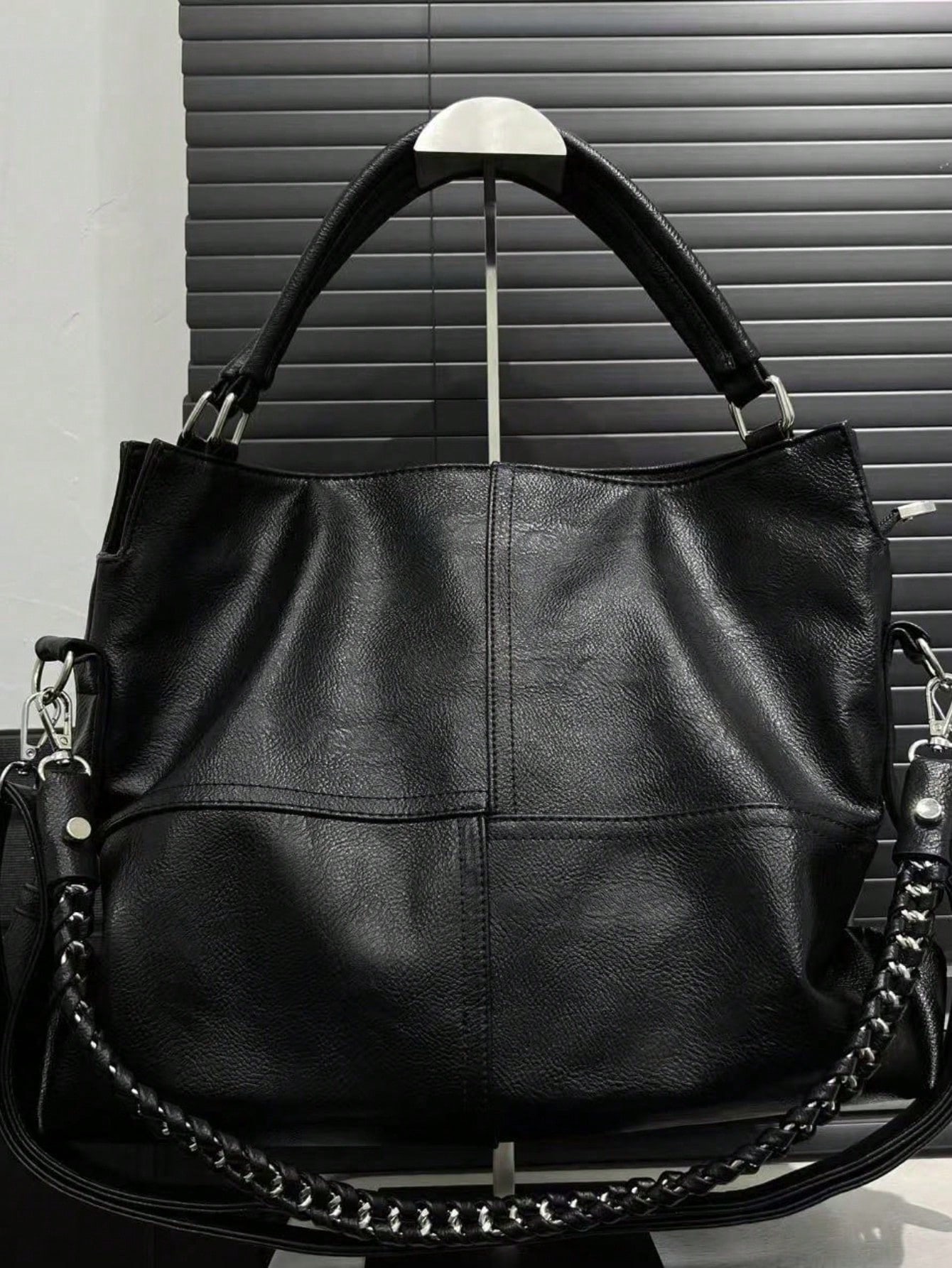 Sac à main en PU vegan pour femme, grand sac fourre-tout vintage, décoration de — vue 9