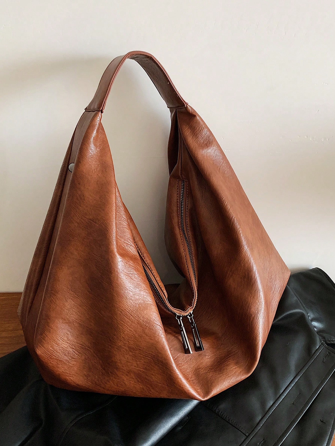 Grand sac à bandoulière de style vintage, sac fourre-tout spacieux en cuir PU, sac à — vue 11