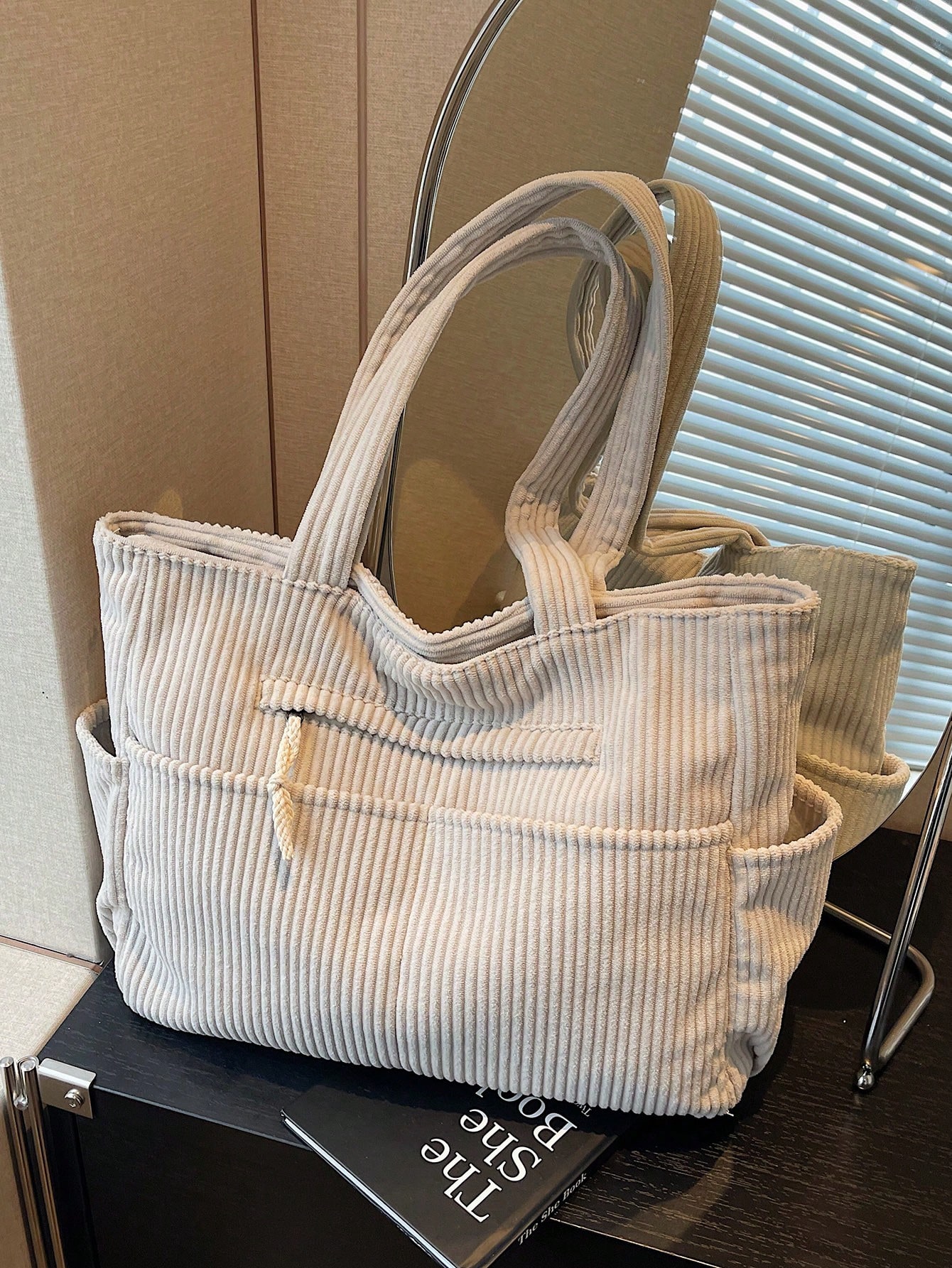 2026 Nouveau sac à bandoulière grande capacité pour femme, design de niche, décontracté — vue 4
