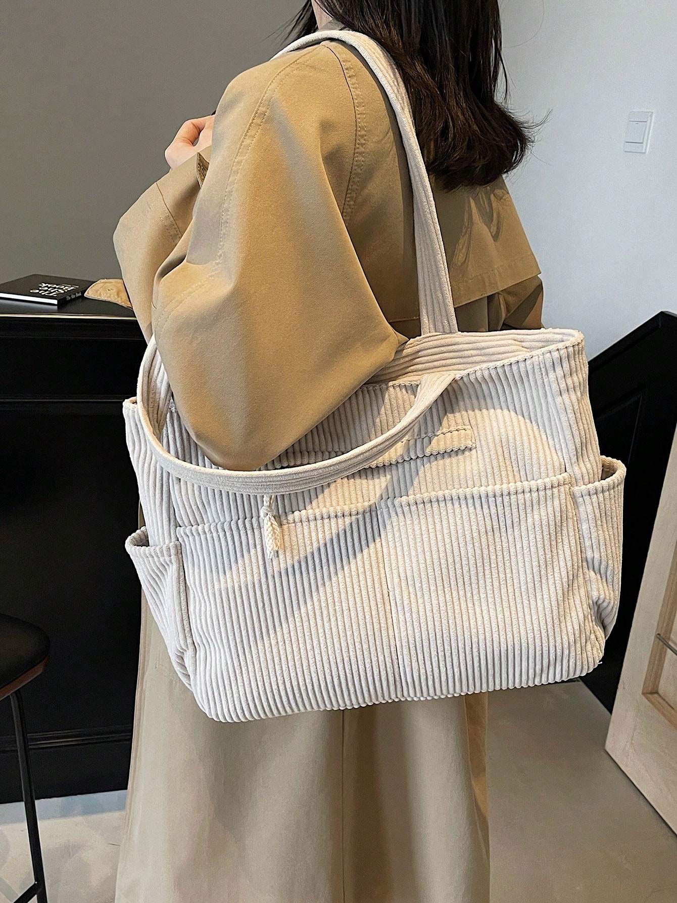 2026 Nouveau sac à bandoulière grande capacité pour femme, design de niche, décontracté — vue 8