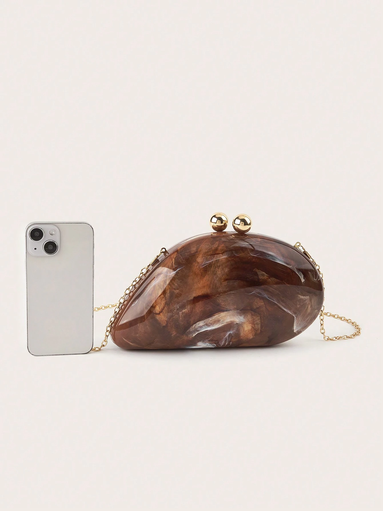 Cette élégante et charmante pochette en acrylique présente un design dégradé de couleurs, — vue 5