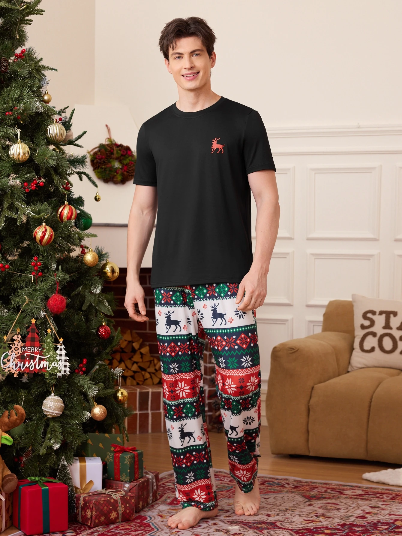 CoupledUp Ensemble de vêtements d'intérieur pour hommes: T-shirt noir à col rond avec — vue 6
