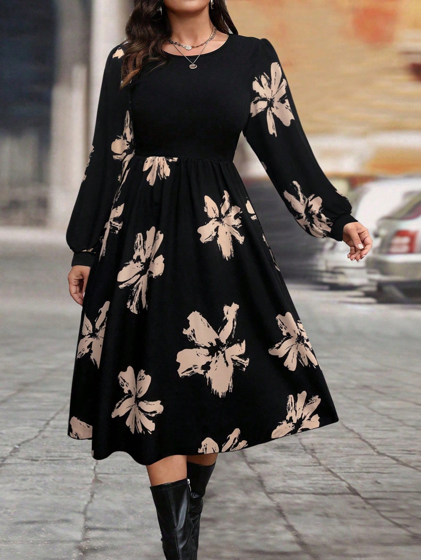 CURVE Robe midi femme grande taille à pois noirs et patchwork à la taille