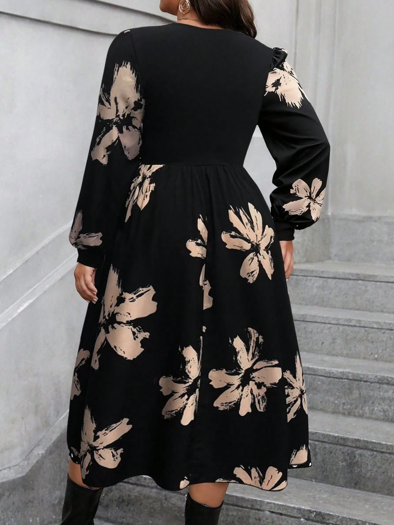 CURVE Robe midi femme grande taille à pois noirs et patchwork à la taille — vue 3