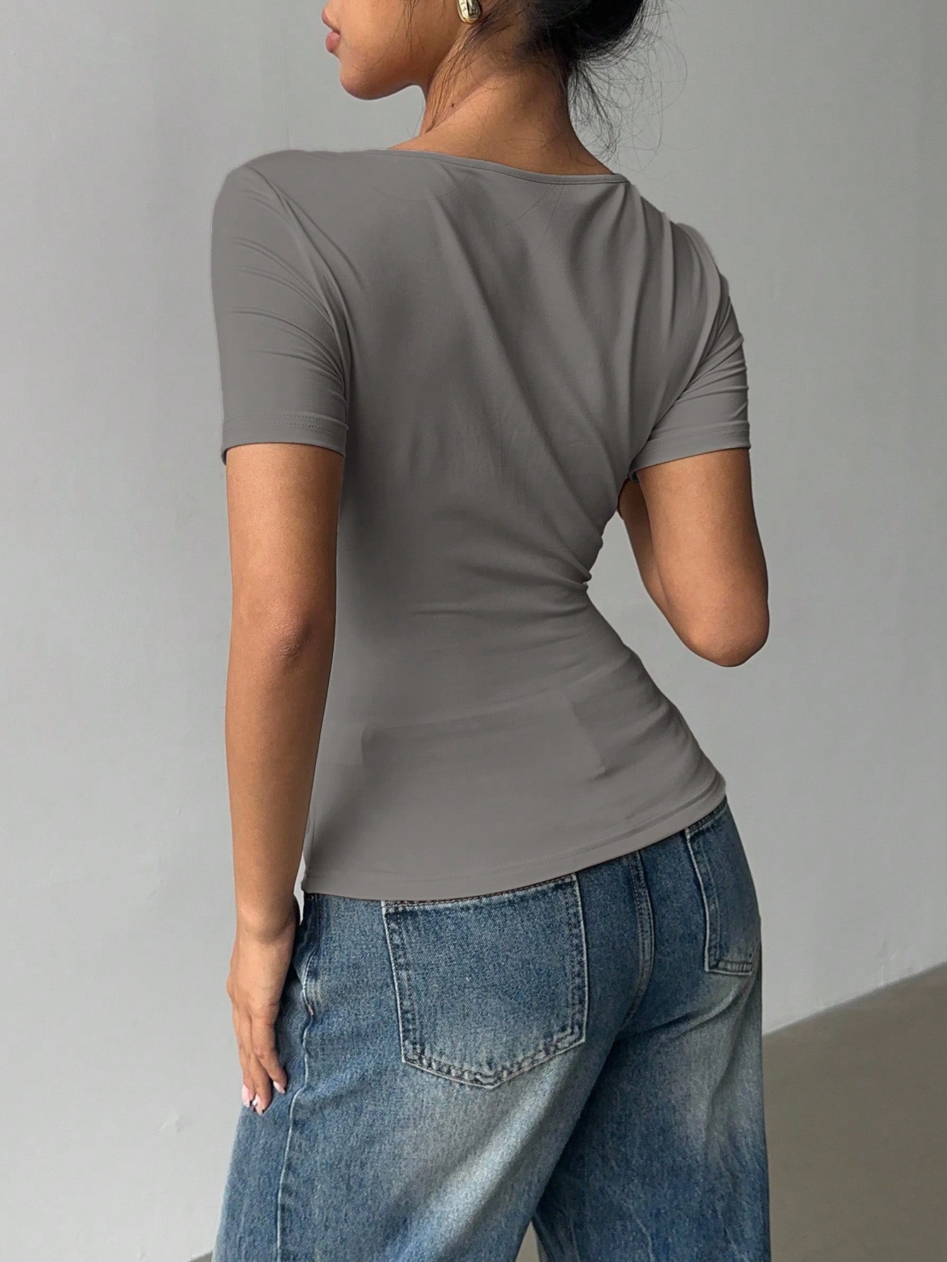 Siren Gaze T-shirt chic à manches courtes et col oblique, nouveau design élégant et — vue 10
