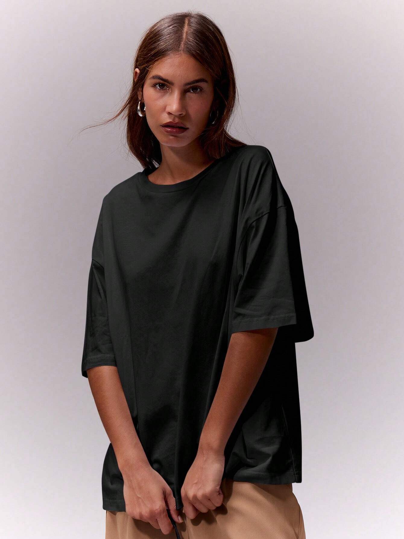 MUSERA ESSENTIALS T-shirt col rond surdimensionné doux, capsule vestimentaire — vue 2