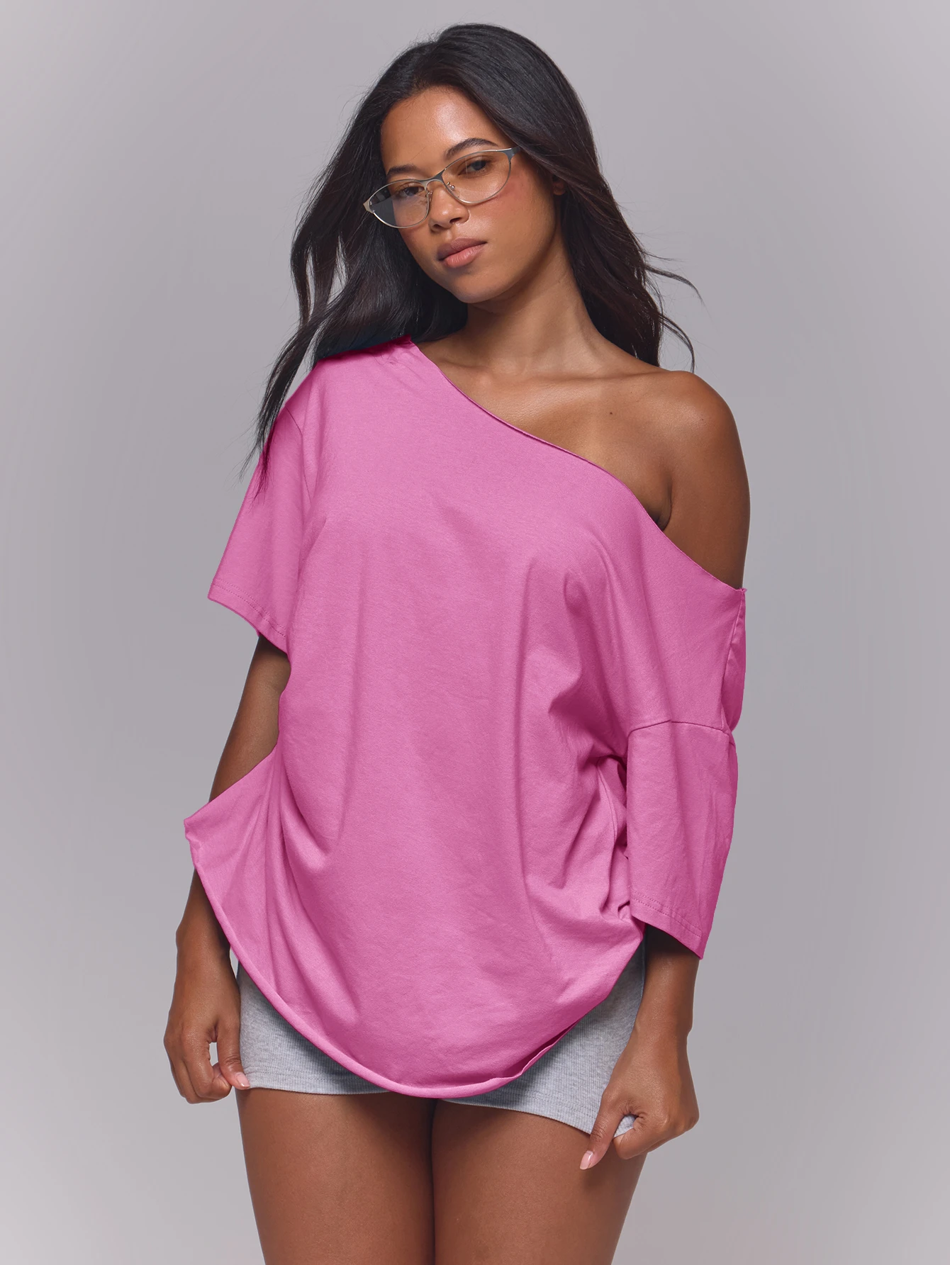 MUSERA T-shirt long oversize blanc en jersey, épaules dénudées, ourlet brut, taille — vue 5