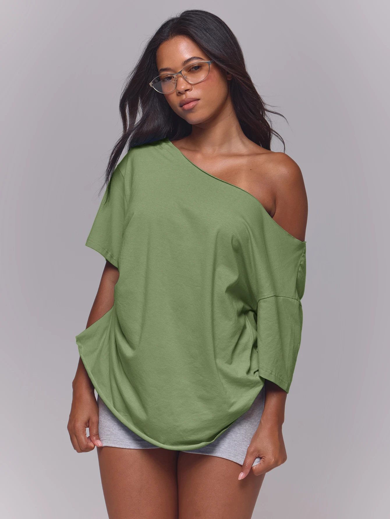 MUSERA T-shirt long oversize blanc en jersey, épaules dénudées, ourlet brut, taille — vue 8