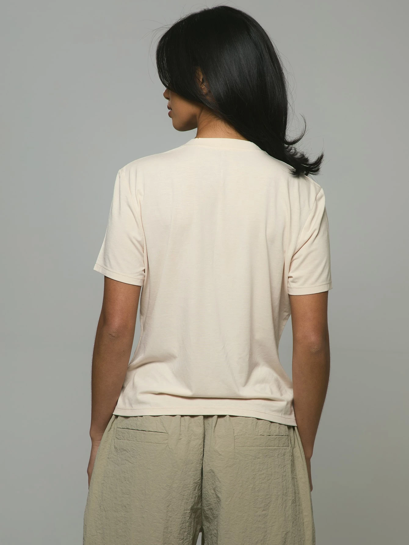 Musera Sport T-shirt à manches courtes en jersey doux avec panneau logo. Idéal pour la — vue 6