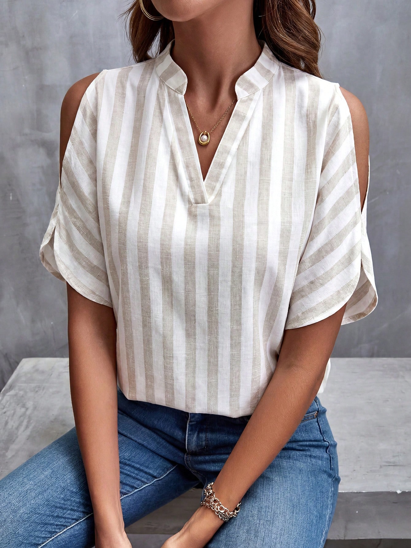 Clasi Blouse à manches fendues et épaules dégagées, chemise blanche — vue 8