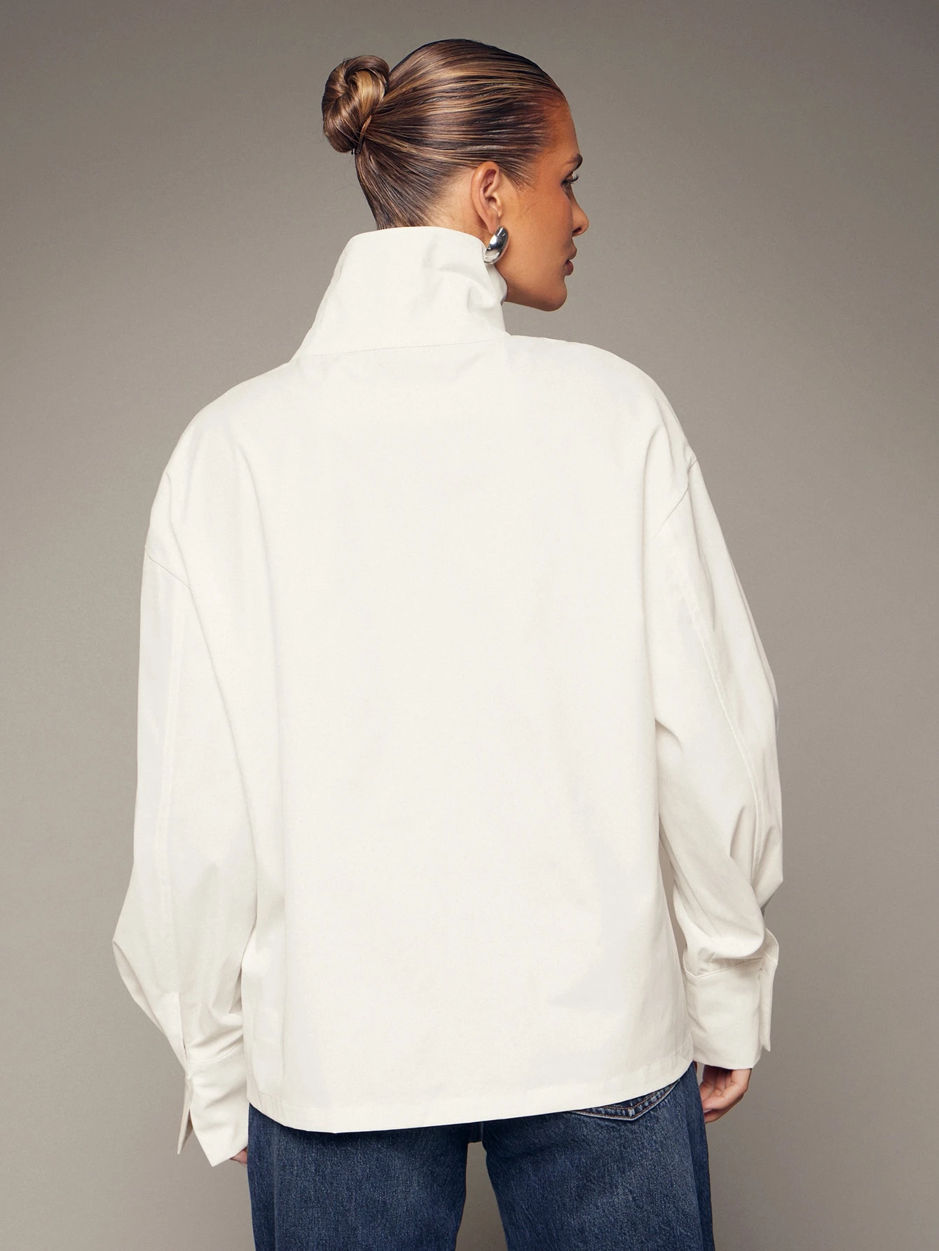 Hauture Chemise sexy et décontractée à col cheminée factice et manches longues pour femmes — vue 5