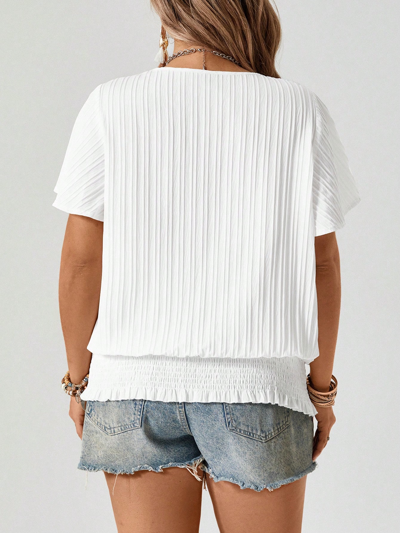 Freevana Blouse à encolure ras-du-cou à manches courtes élastiques avec ourlet volant, — vue 5