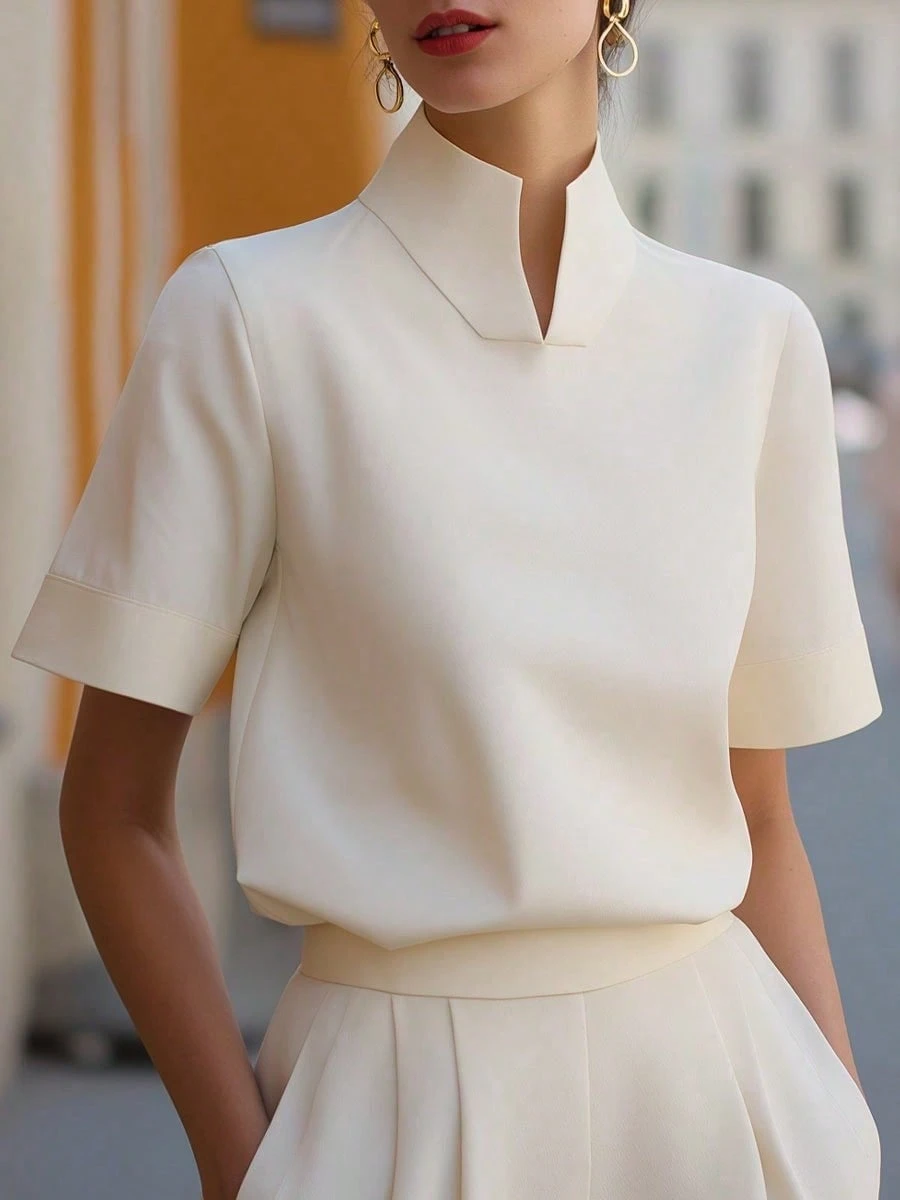 Blouse élégante pour femme à col chinois, manches courtes, couleur abricot, tricot côtelé — vue 2