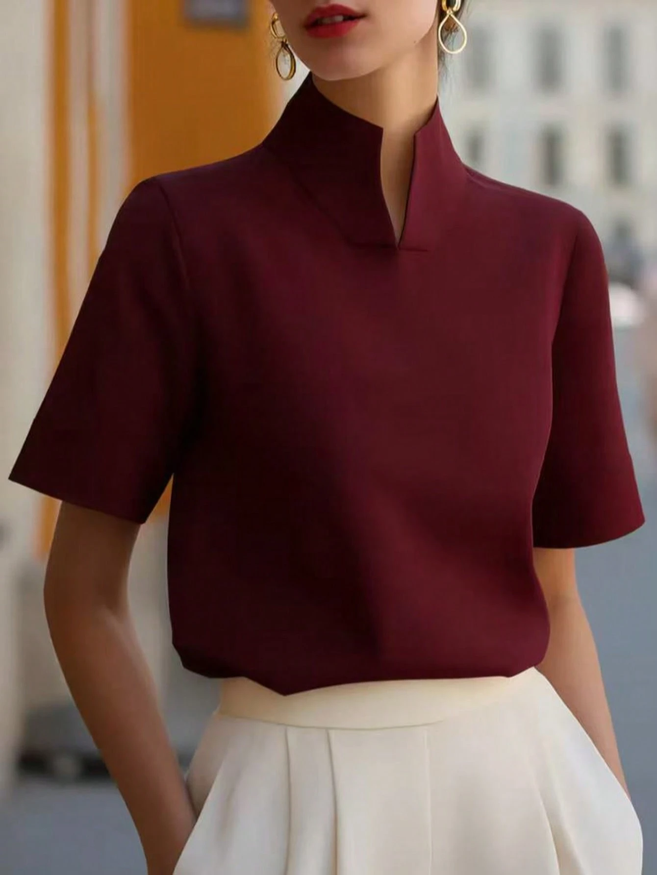 Blouse élégante pour femme à col chinois, manches courtes, couleur abricot, tricot côtelé — vue 4