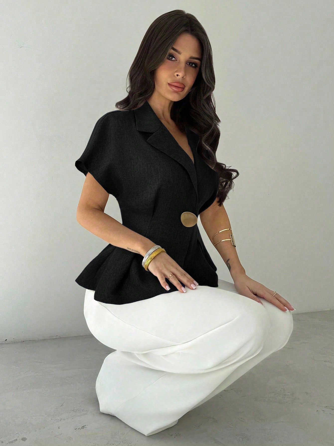 Firerie Chemise en lin pour femmes à taille froncée et manches courtes avec bouton — vue 12