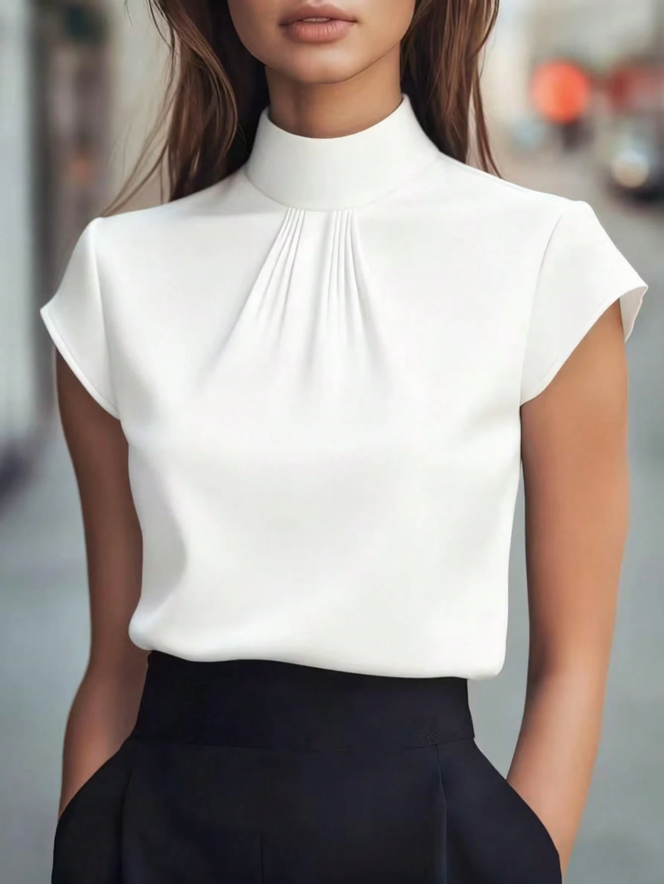 Chemisier élégant à manches courtes et col mandarin pour femme - Satin blanc éclatant,