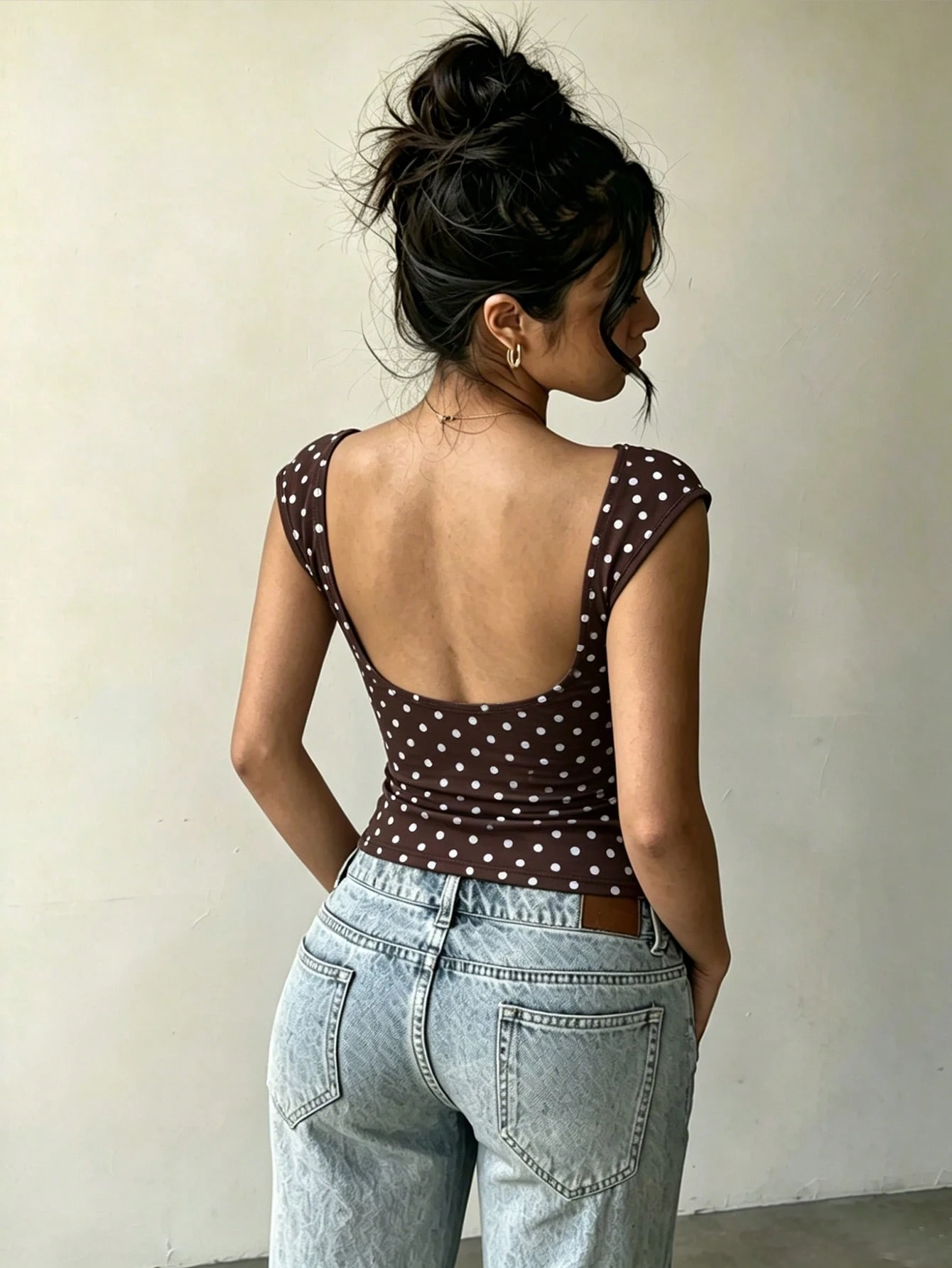 Aloruh T-shirt sexy dos nu à manches courtes pour femmes, top d'été pour boîte de nuit, — vue 9