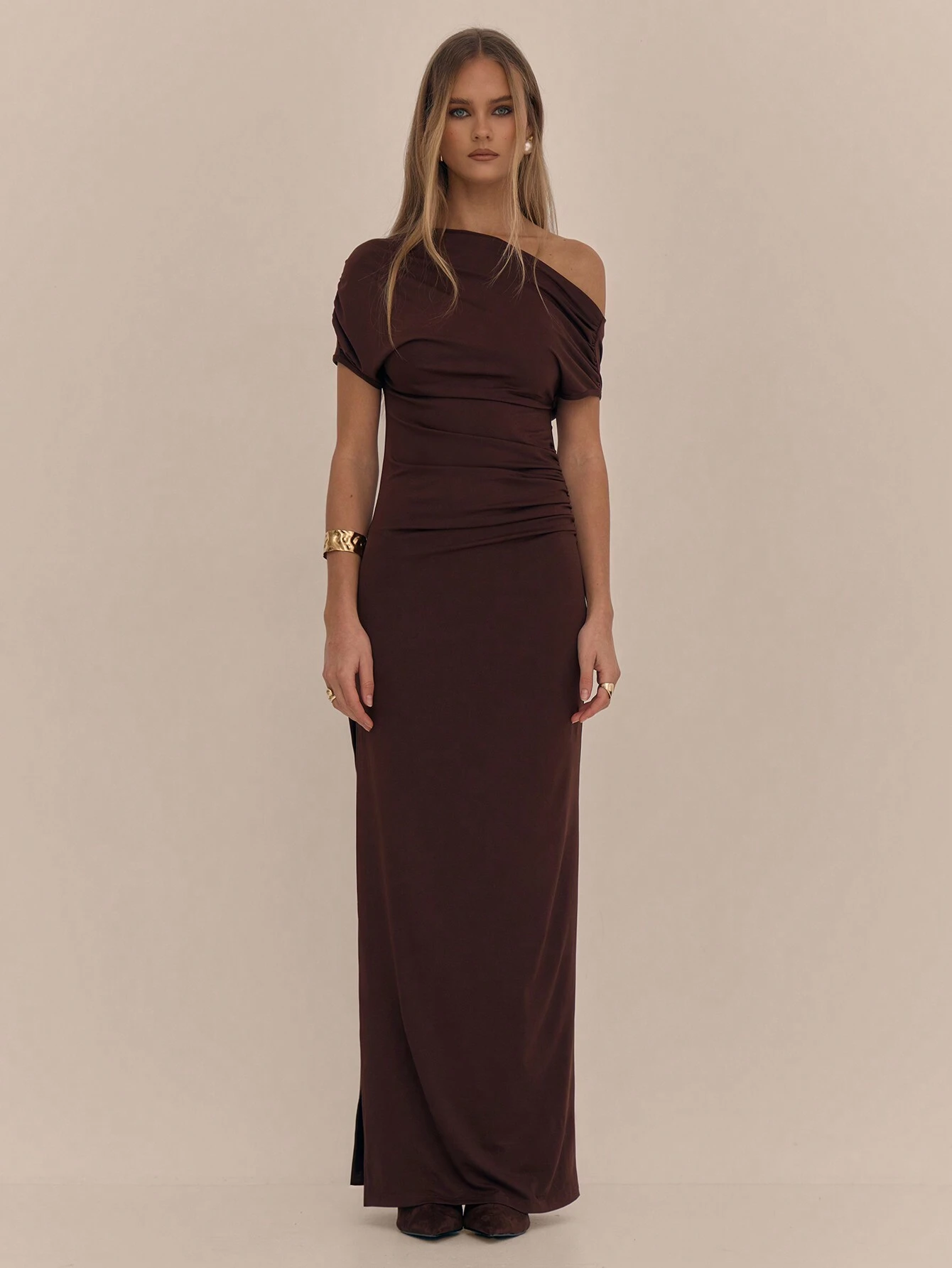 MUSERA Robe longue asymétrique à épaule drapée et fendue sur le côté. Élégante pour les — vue 6