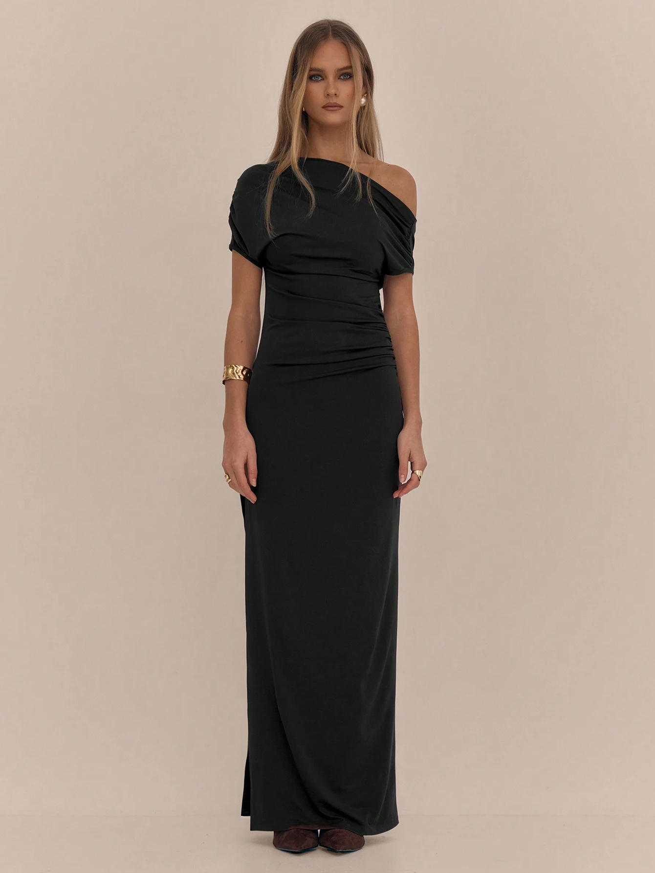 MUSERA Robe longue asymétrique à épaule drapée et fendue sur le côté. Élégante pour les — vue 5