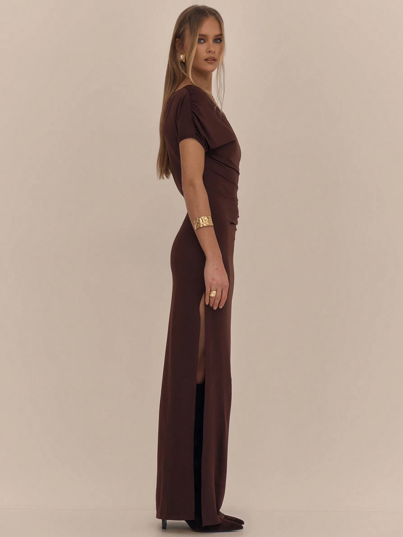 MUSERA Robe longue asymétrique à épaule drapée et fendue sur le côté. Élégante pour les — vue 10