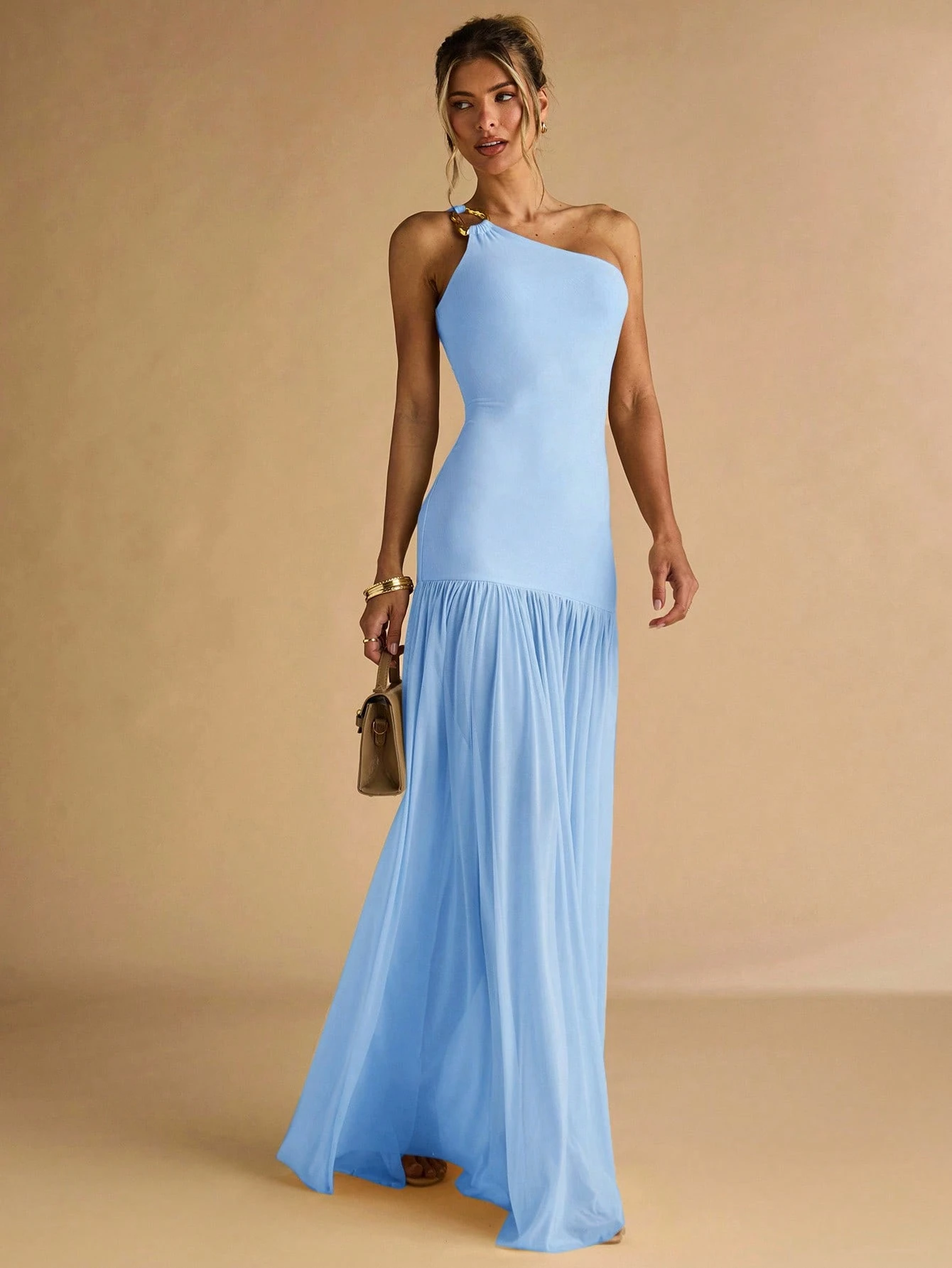 Robe moulante bleu clair pour femme avec épaule asymétrique, boucle métallique — vue 11