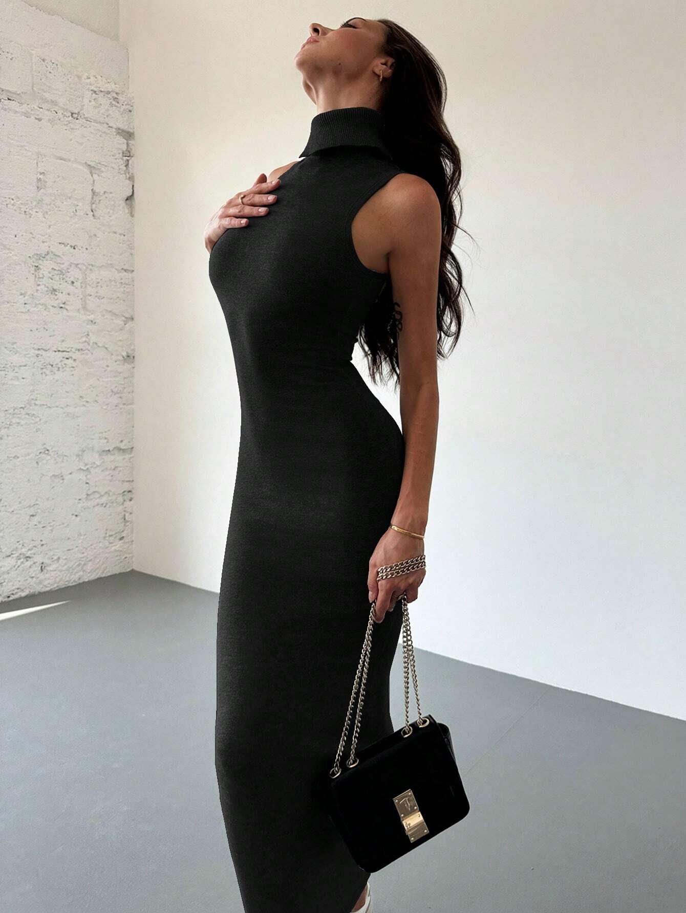Aloruh Robe fourreau grise élégante et simple avec col montant et ourlet évasé, sans — vue 2