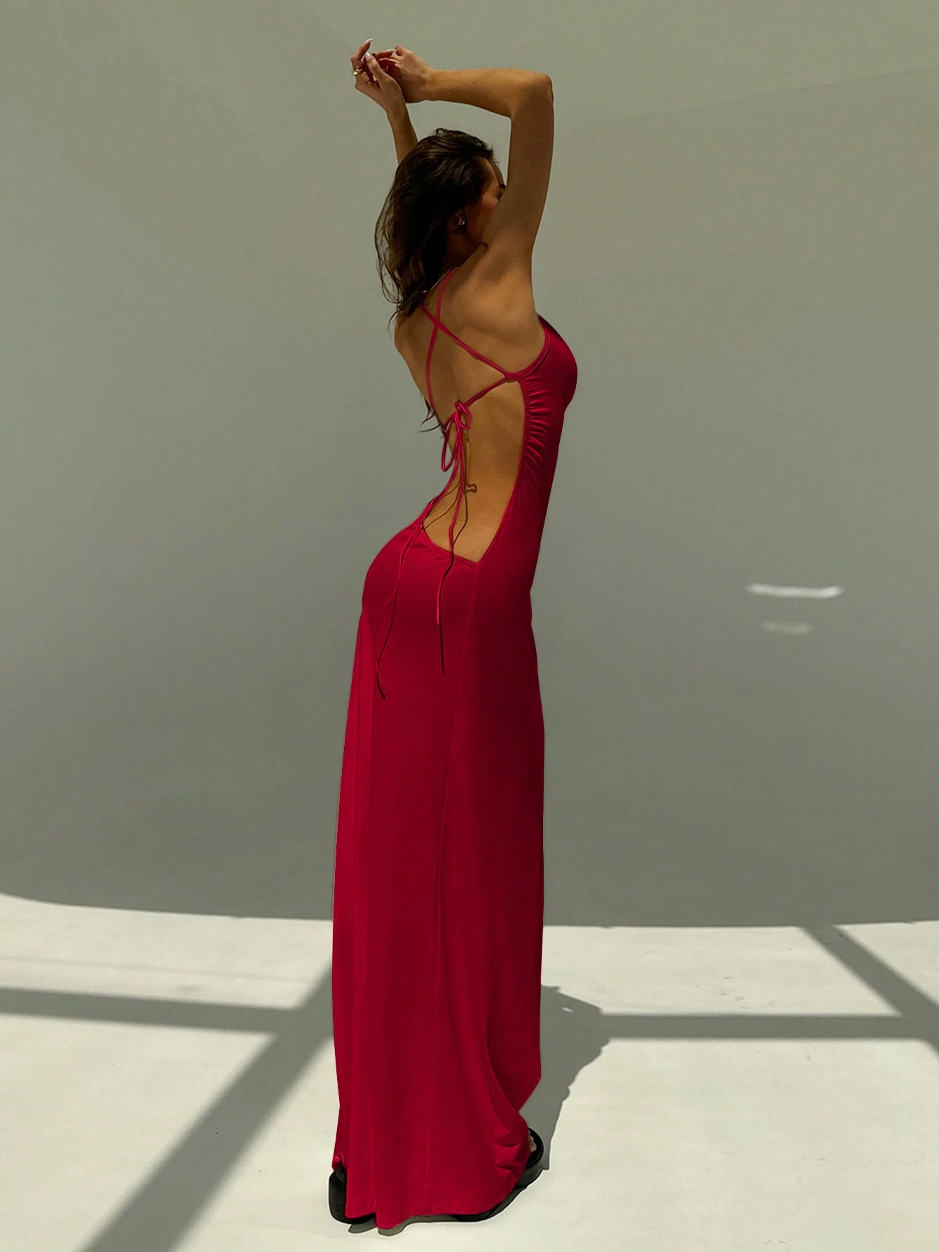 Aloruh Robe longue de bal blanche avec bretelles spaghetti, dos nu, col drapé serré pour — vue 3