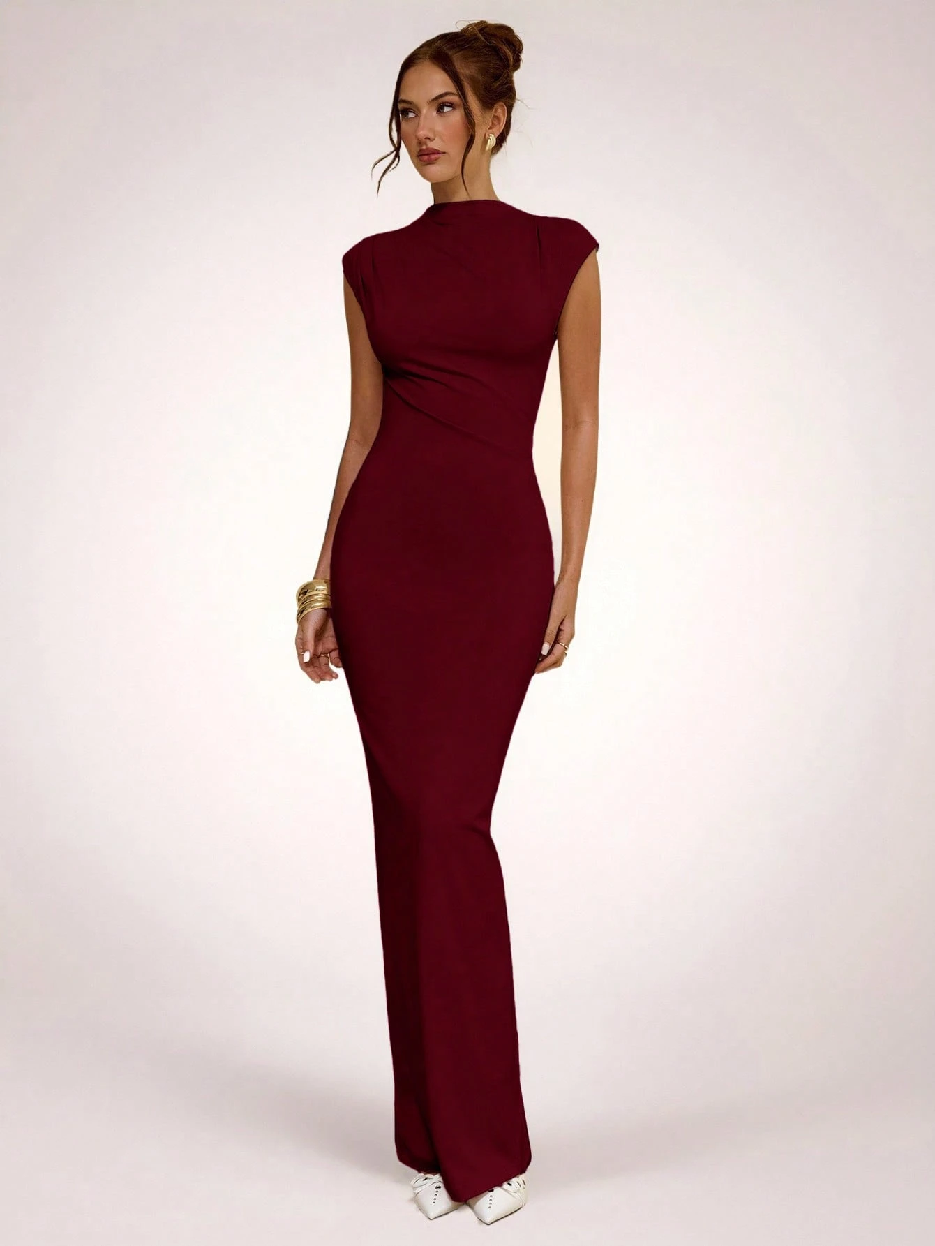 Robe moulante asymétrique froncée abricot, robe longue élégante minimaliste de — vue 6