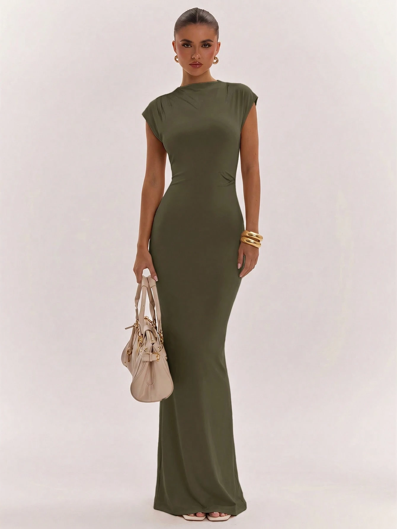 Robe moulante asymétrique froncée abricot, robe longue élégante minimaliste de — vue 3