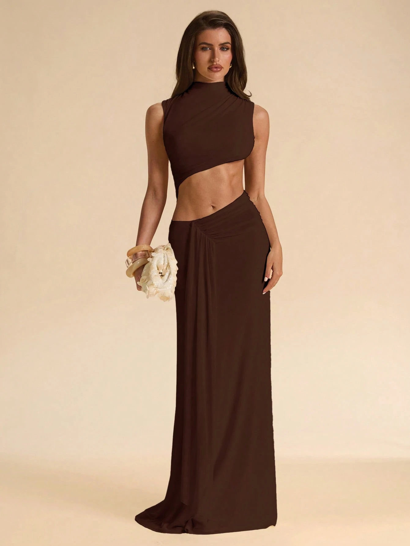 Robe longue asymétrique sans manches et sans dos en maille, élégante pour la — vue 6