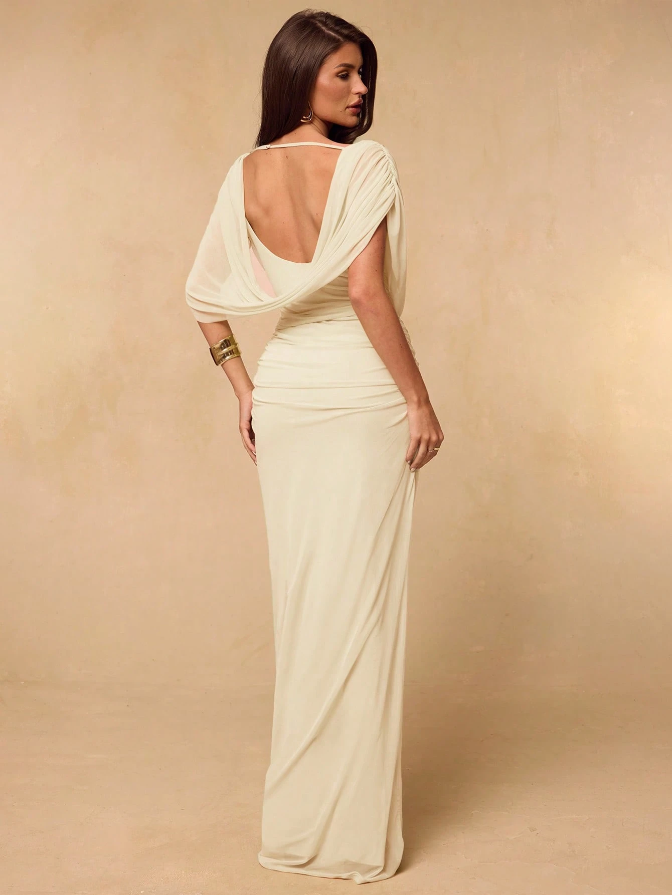 Robe maxi en maille élégante pour femmes, coupe ajustée, avec encolure