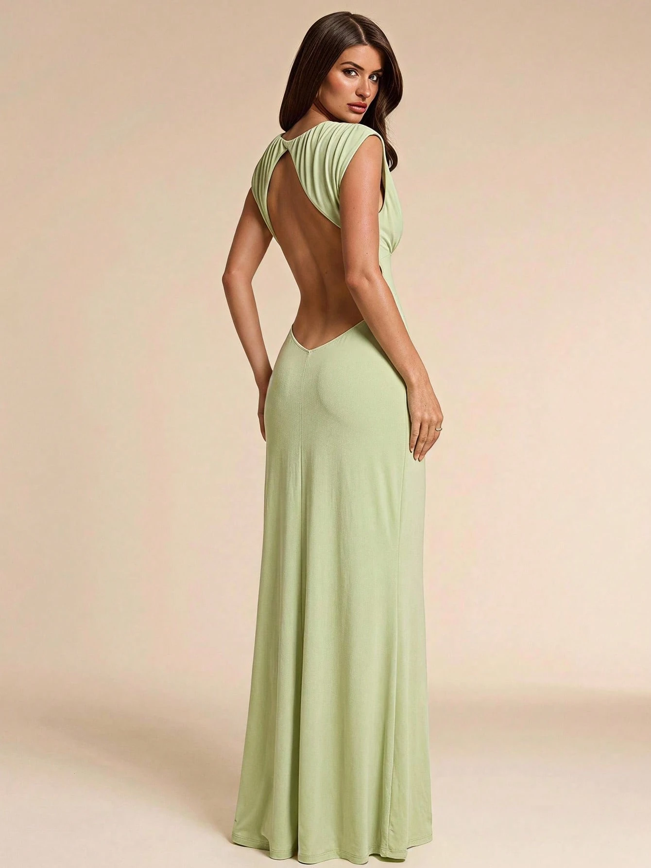 Robe de femme printemps/été vert unicolore, col V profond, dos nu, sexy et