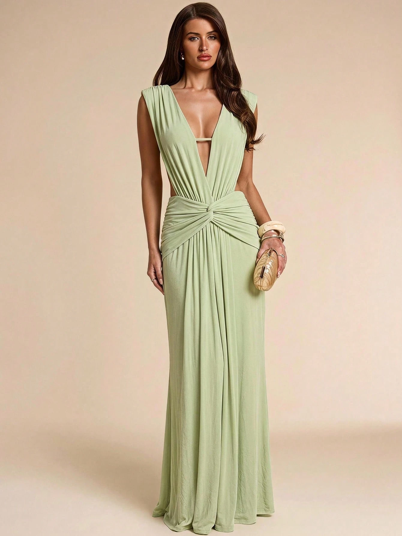 Robe de femme printemps/été vert unicolore, col V profond, dos nu, sexy et — vue 3