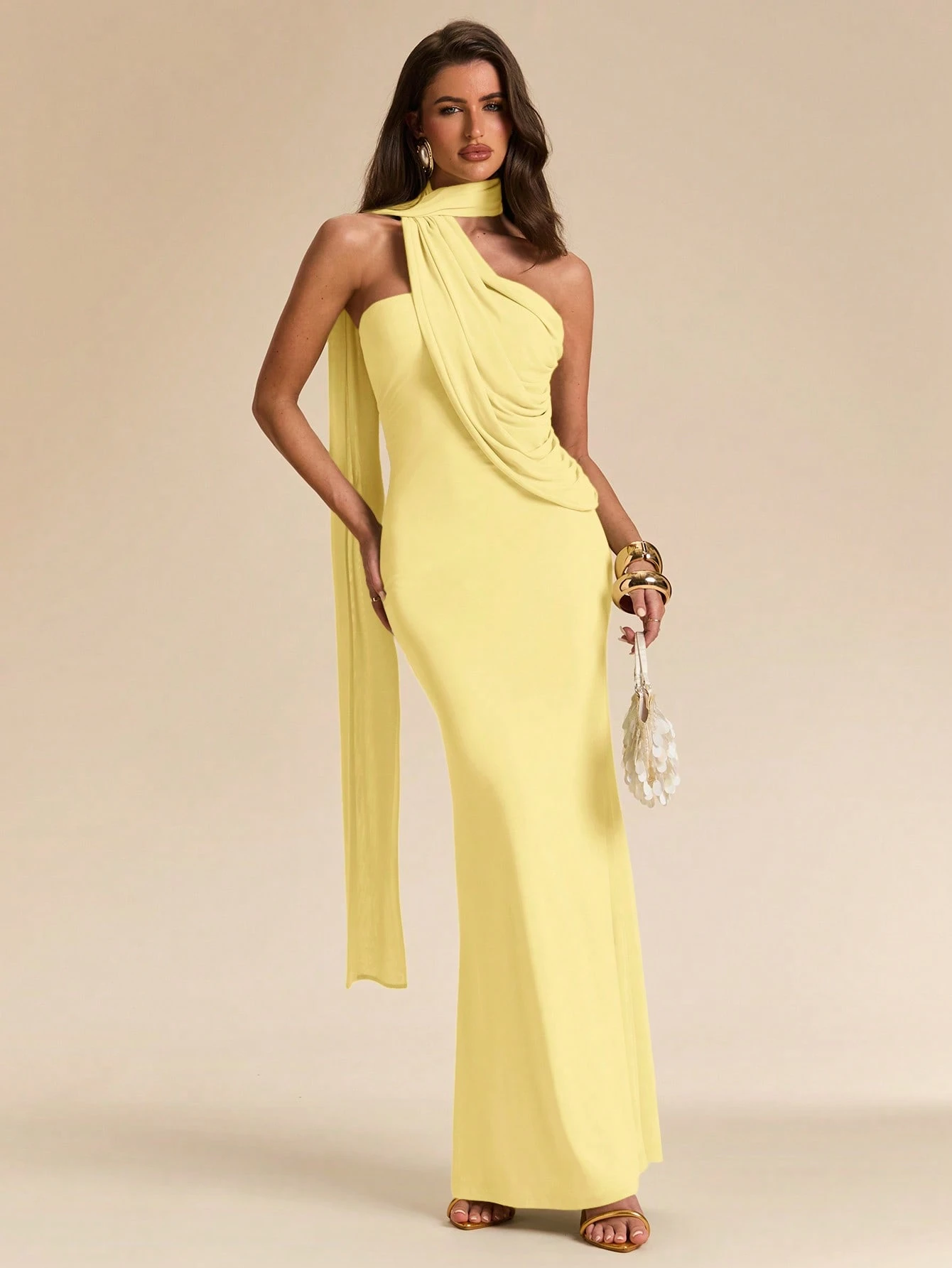Robe maxi sirène asymétrique à col licou avec nœud, en dentelle verte unie pour — vue 8