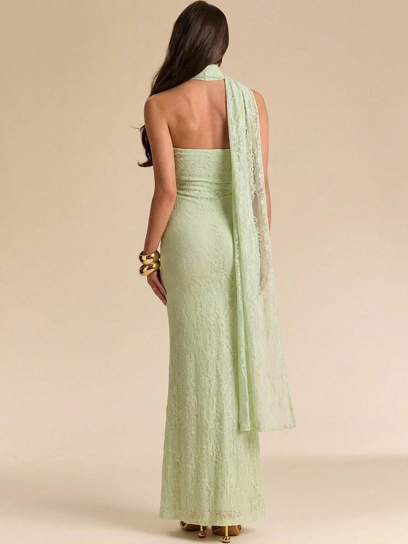 Robe maxi sirène asymétrique à col licou avec nœud, en dentelle verte unie pour — vue 12