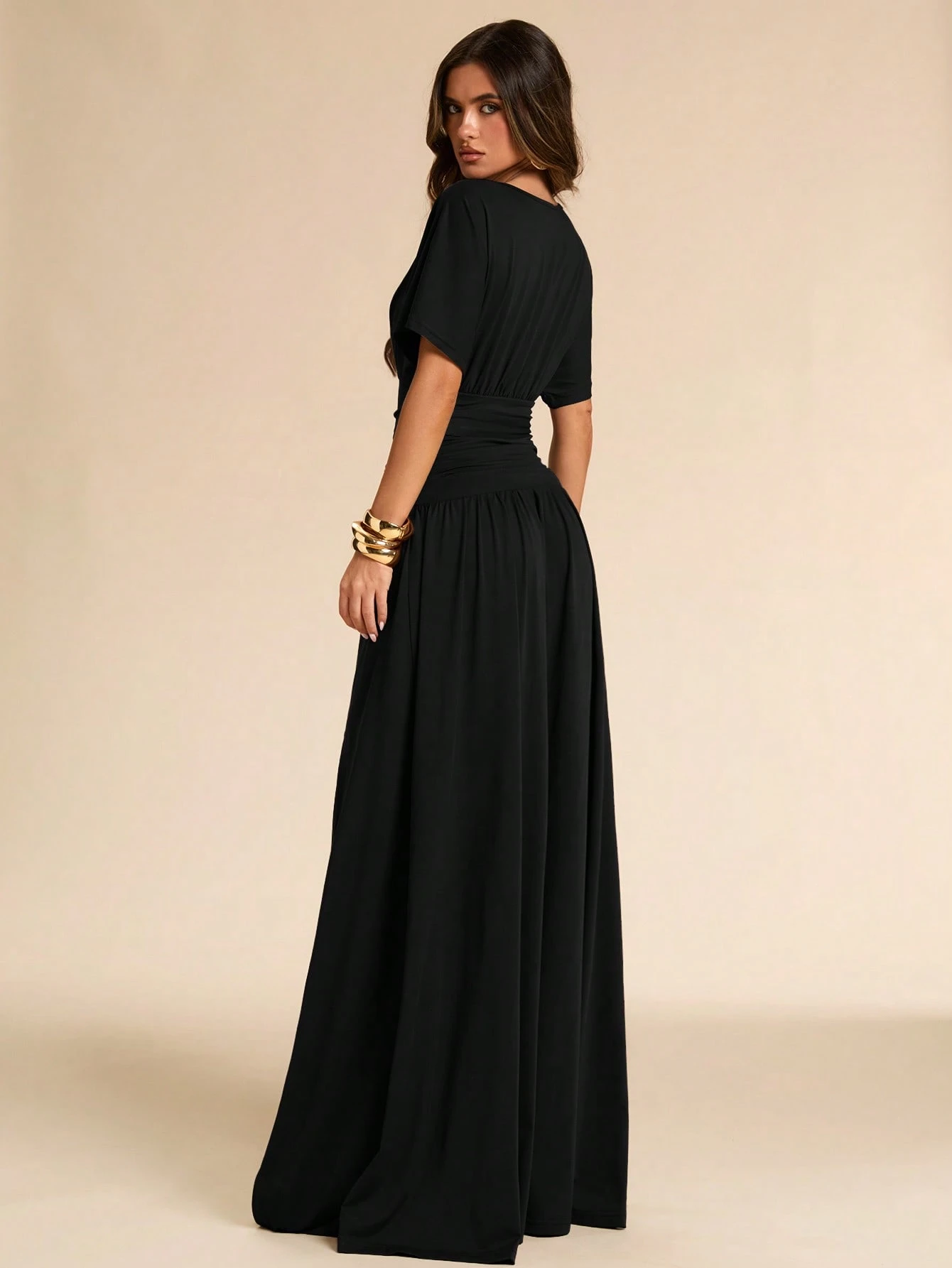 Robe longue noire unie printemps/été, col V profond, manches chauve-souris — vue 3